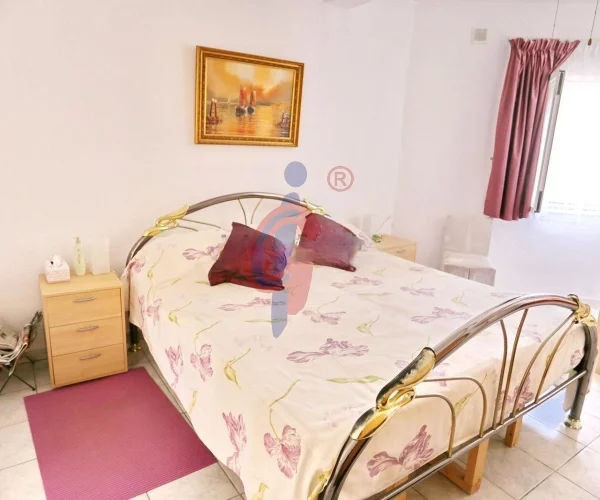 spanyol apartman eladó